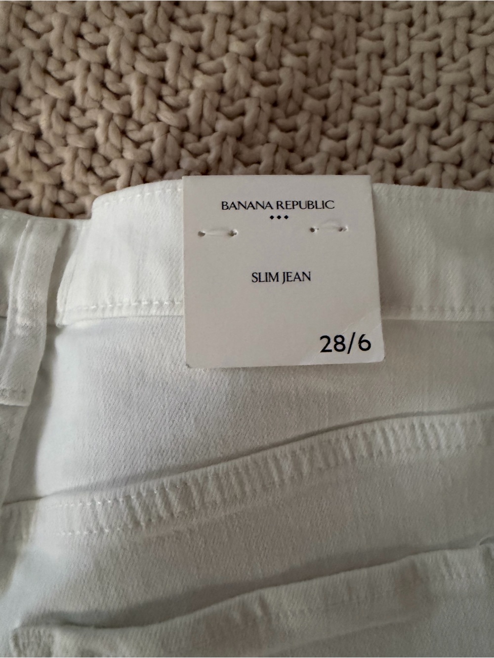 Banana Republic Slim Mid-Rise Jeans - Picture 5 of 5